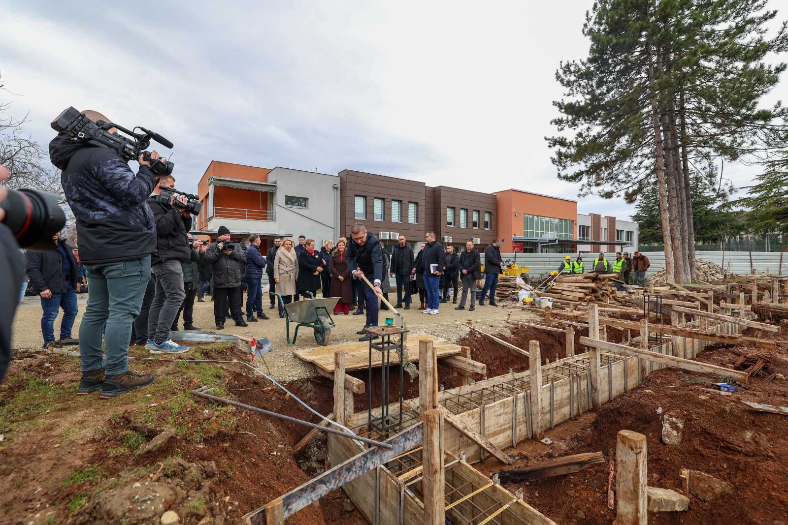 Јаневска: Почнуваме нов циклус вложувања во 160 образовни инфраструктурни објекти