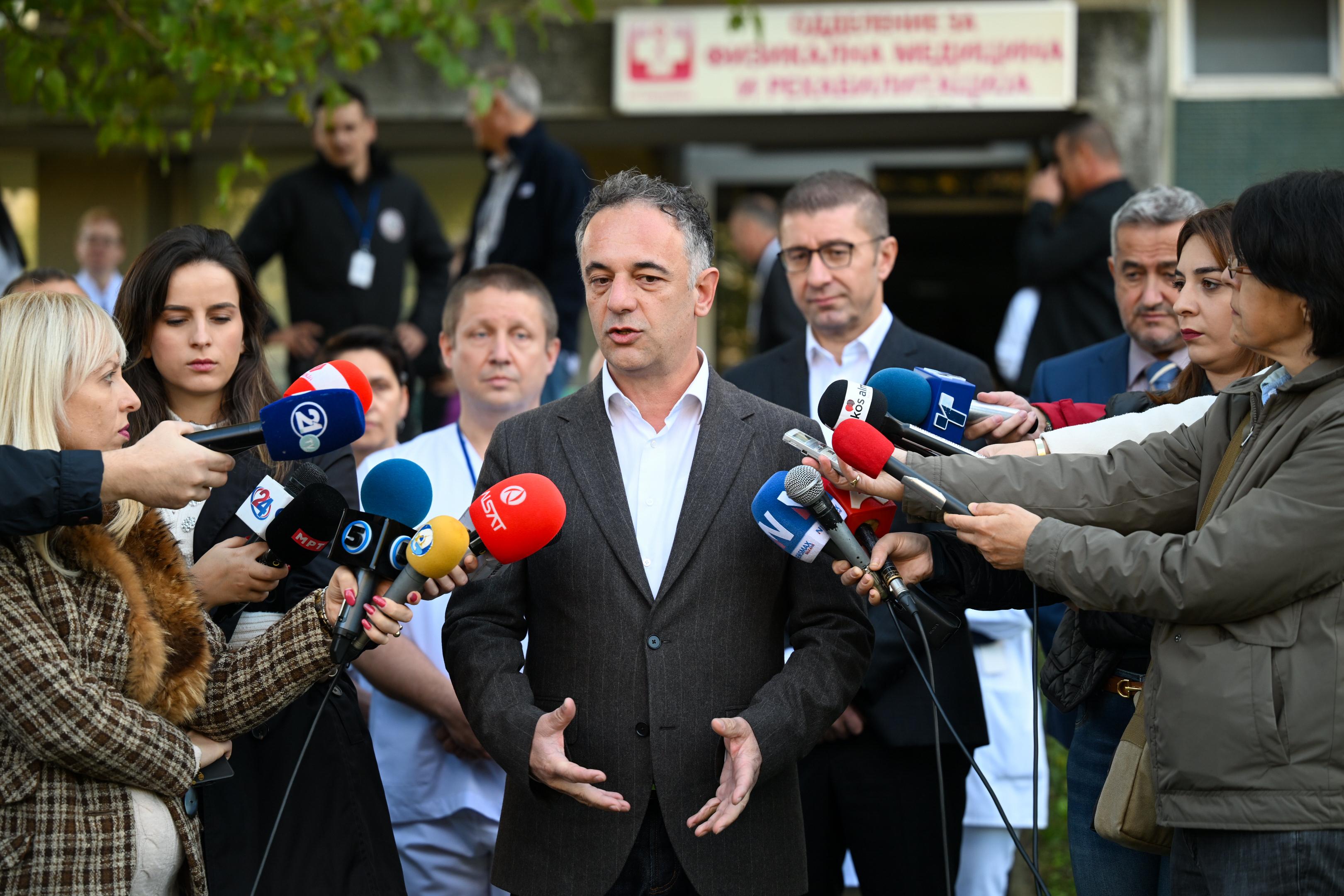 Континуирано ја унапредуваме јавната здравствена инфраструктура – обезбедена хипербарна комора во ГОБ „8 Септември“