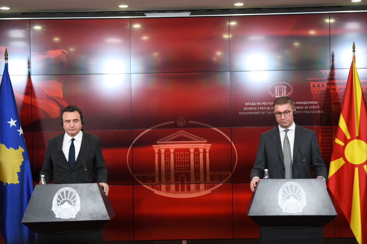 Курти: Ќе работиме заедно со новата Влада во функција на зајакнување на билатерална соработка заснована на доверба и реципрочни интереси