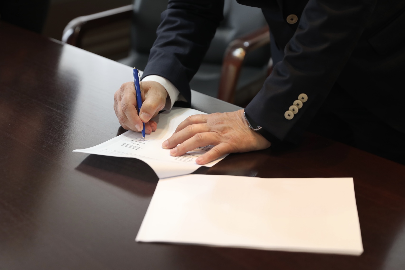 Лимани: Потпишавме историски Колективен договор – прв што ова министерство го потпишува, со кој платите растат до 21% и се предвидуваат бројни придобивки за вработените