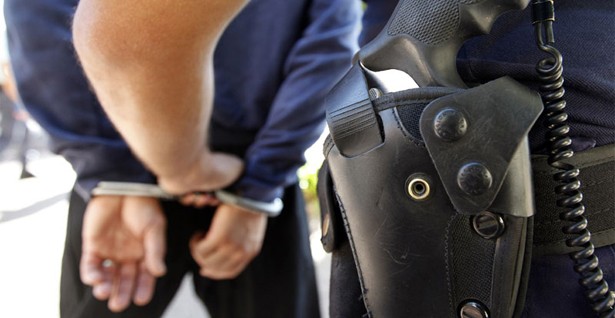 Лишен од слобода скопјанец, физички нападнал полициски службеник кој вршел службени задачи 