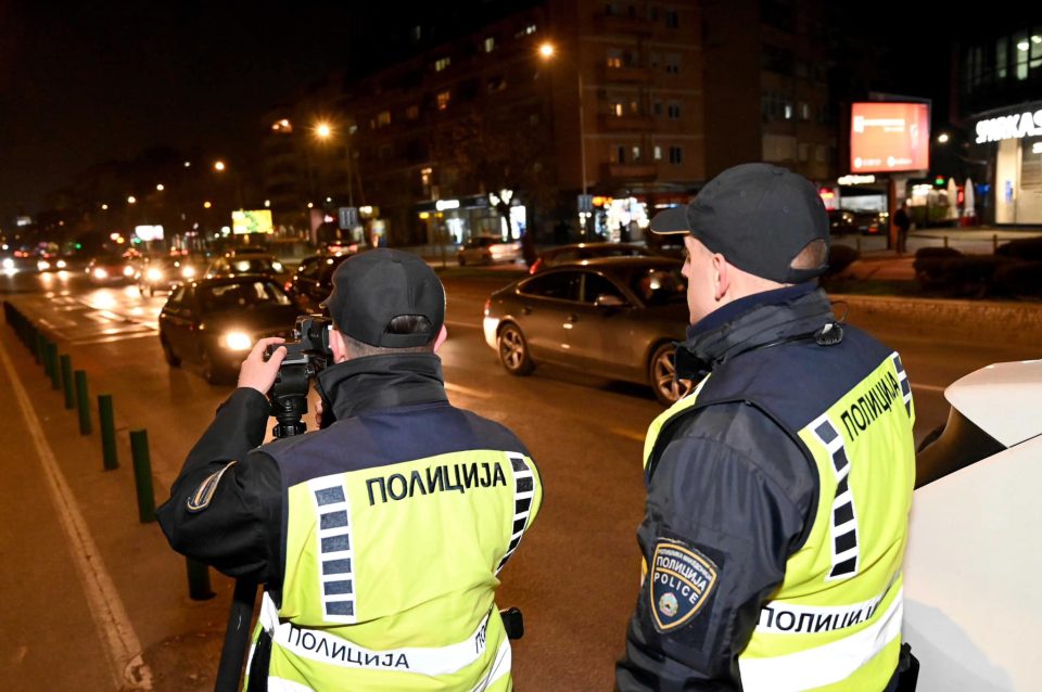 Лишени од слобода 15 возачи за безобѕирно управување возило, 12 возеле без возачка дозвола, двајца под дејство на алкохол и еден со активна забрана