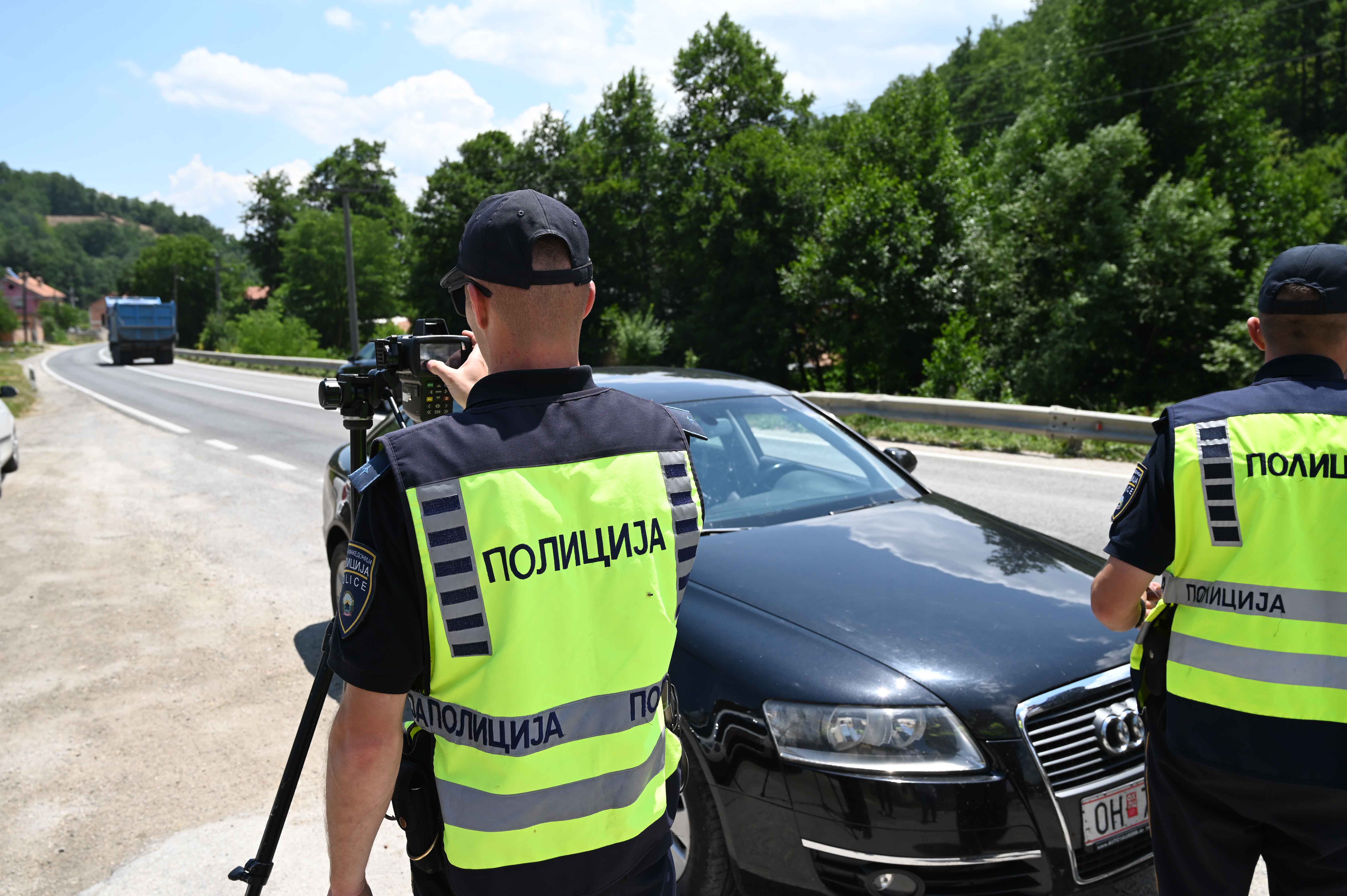 Лишени од слобода девет возачи за безобѕирно управување возило, пет возеле без дозвола, од нив еден малолетник кој предизвикал сообраќајна незгода 