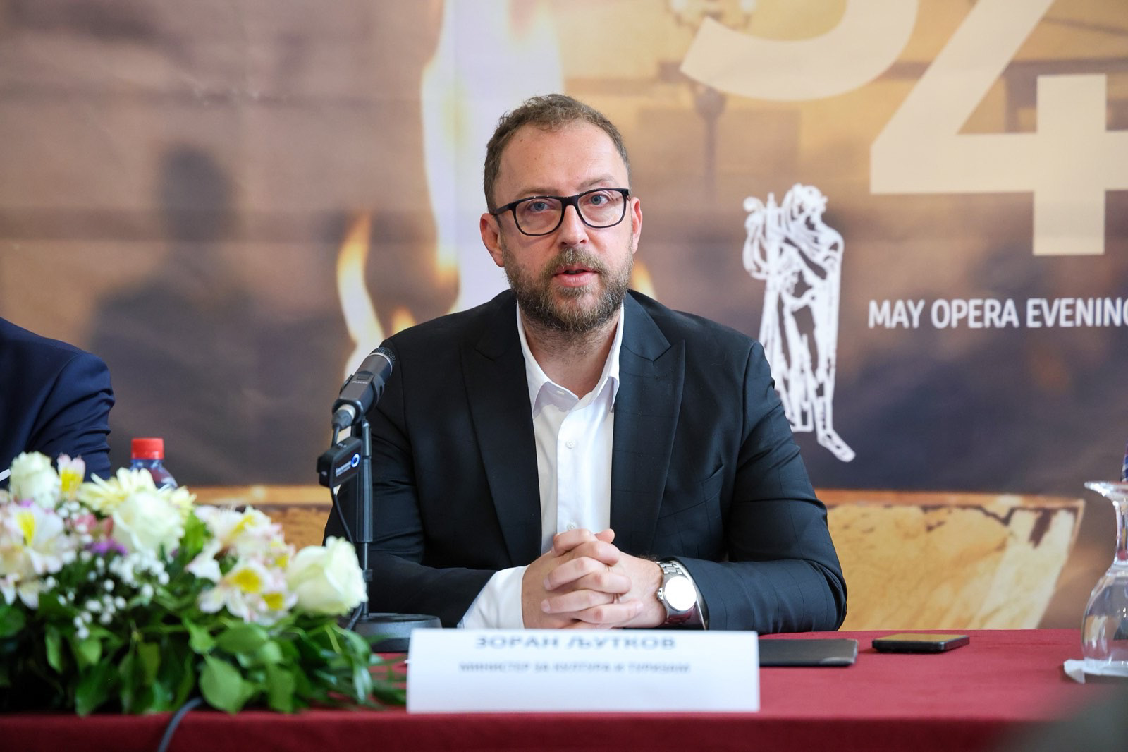 Љутков: Мајските оперски вечери се порака дека Македонија создава уметност со европски квалитет