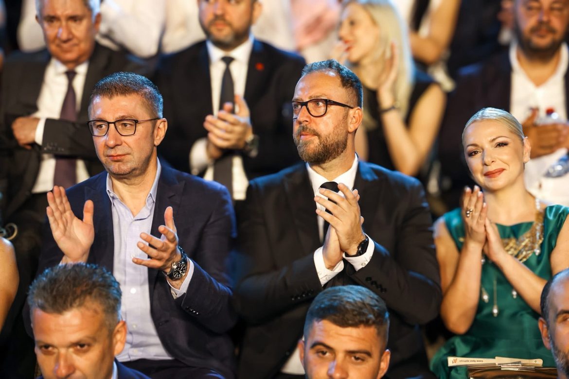 Љутков: „Охридско лето“ ја потврдува нашата верба во културата како темел на нацијата