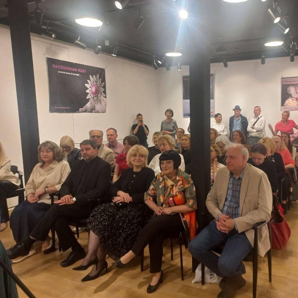 „Македонскиот рубин – моќниот зрак на нашето срце“ – изложба во македонскиот Културно-информативен центар во Загреб