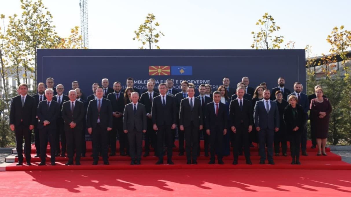 Меѓувладина седница во Приштина