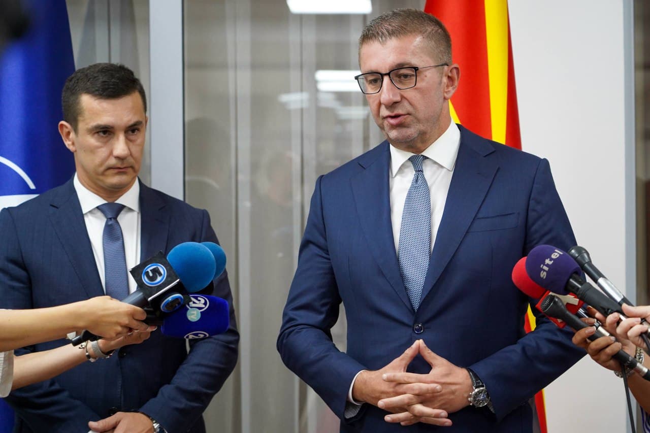 Мицкоски: АР и АНБ ги користеле државните ресурси и ме прислушкувале, мислејќи дека на тој начин ќе добијат предност кај нивните налогодавци и ќе напредуваат во кариерата