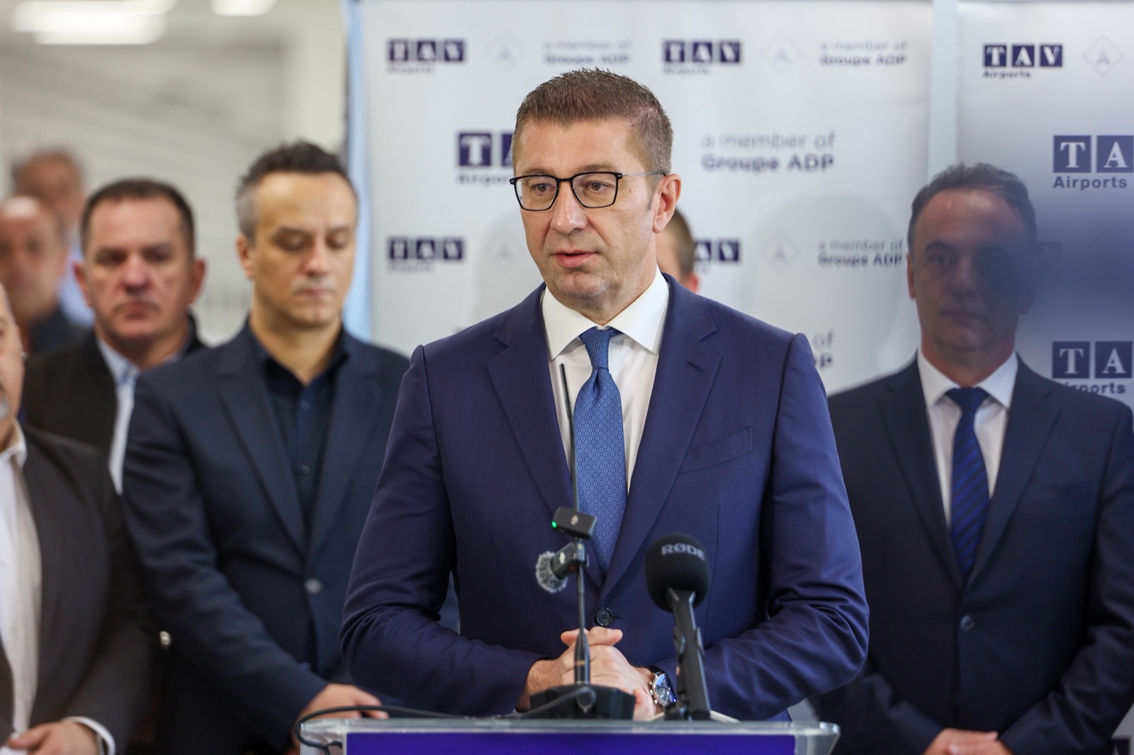 Мицкоски: Целосно се реконструирани оперативниот блок, интензивната нега, патологијата, клиничката лабораторија и кровната конструкција на болницата 8-ми Септември