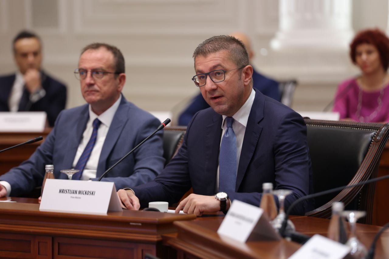 Мицкоски: Целта на Владата е подобрување на здравствената заштита на секој граѓанин, се прошири позитивна листа на лекови по пауза од повеќе од десет години