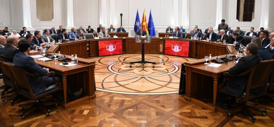 Мицкоски и Меџити на средба со директорот на ЕИБ Бјорн: Влада искрено се залага за зајакнување на општините низ целата држава