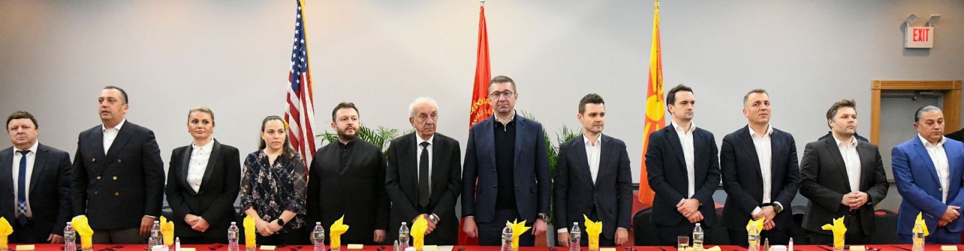 Мицкоски: Како Влада правиме сѐ за да вратиме дел од загубеното време и достоинство, за да можете да кажете дека повторно Македонија е ваша