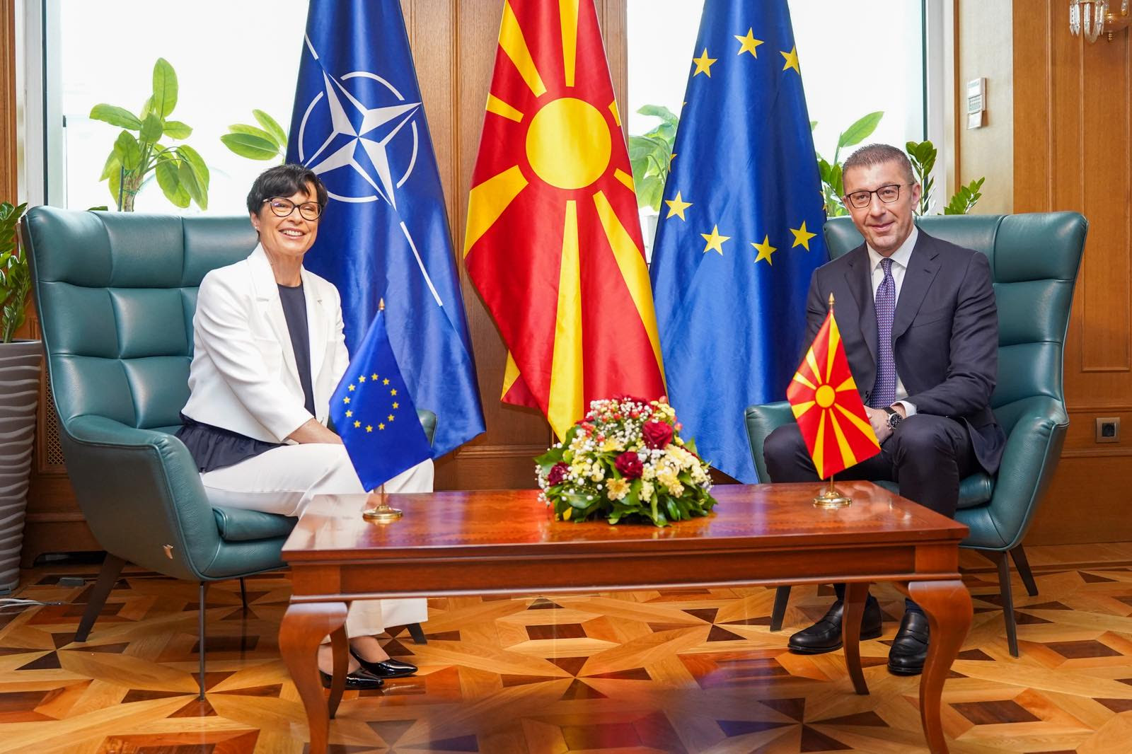 Мицкоски: Македонија продолжува со спроведување на реформите, зајакнување на економијата, институциите и владеењето на правото