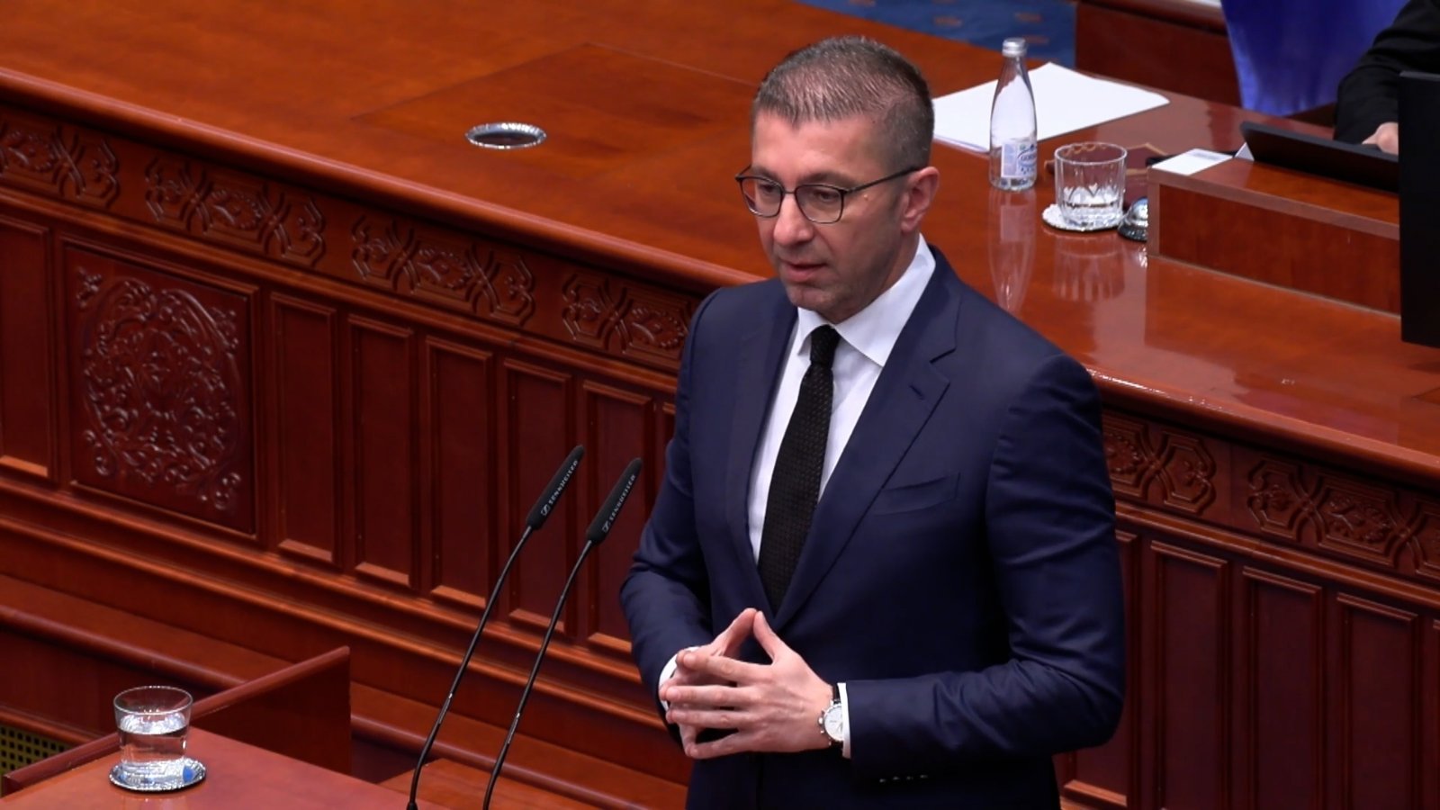 Мицкоски: Очекувам новиот јавен обвинител да постапи по претставки кои се чуваат во фиока, но и да се истражи како Катица Јанева ги предаде случаите од затвор, како се судеа луѓе за тероризам и како се делеа бонуси во СЈО