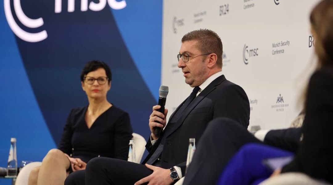 Мицкоски од Минхен: Пристапот кон ЕУ стана подвижна цел, наместо системот на заслуги постојат двојни стандарди и билатерални спорови