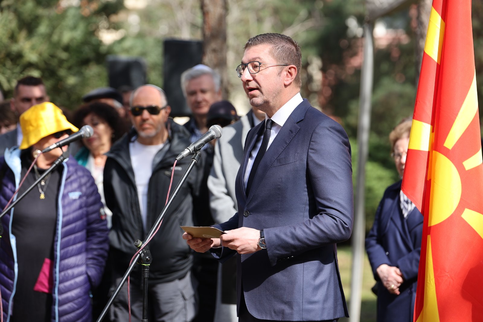 Мицкоски: Ова не е само ден на тага и сеќавање на страдањето на македонските Евреи, туку и ден на предупредување во кој ние потврдуваме дека никогаш нема да дозволиме историјата да се повтори