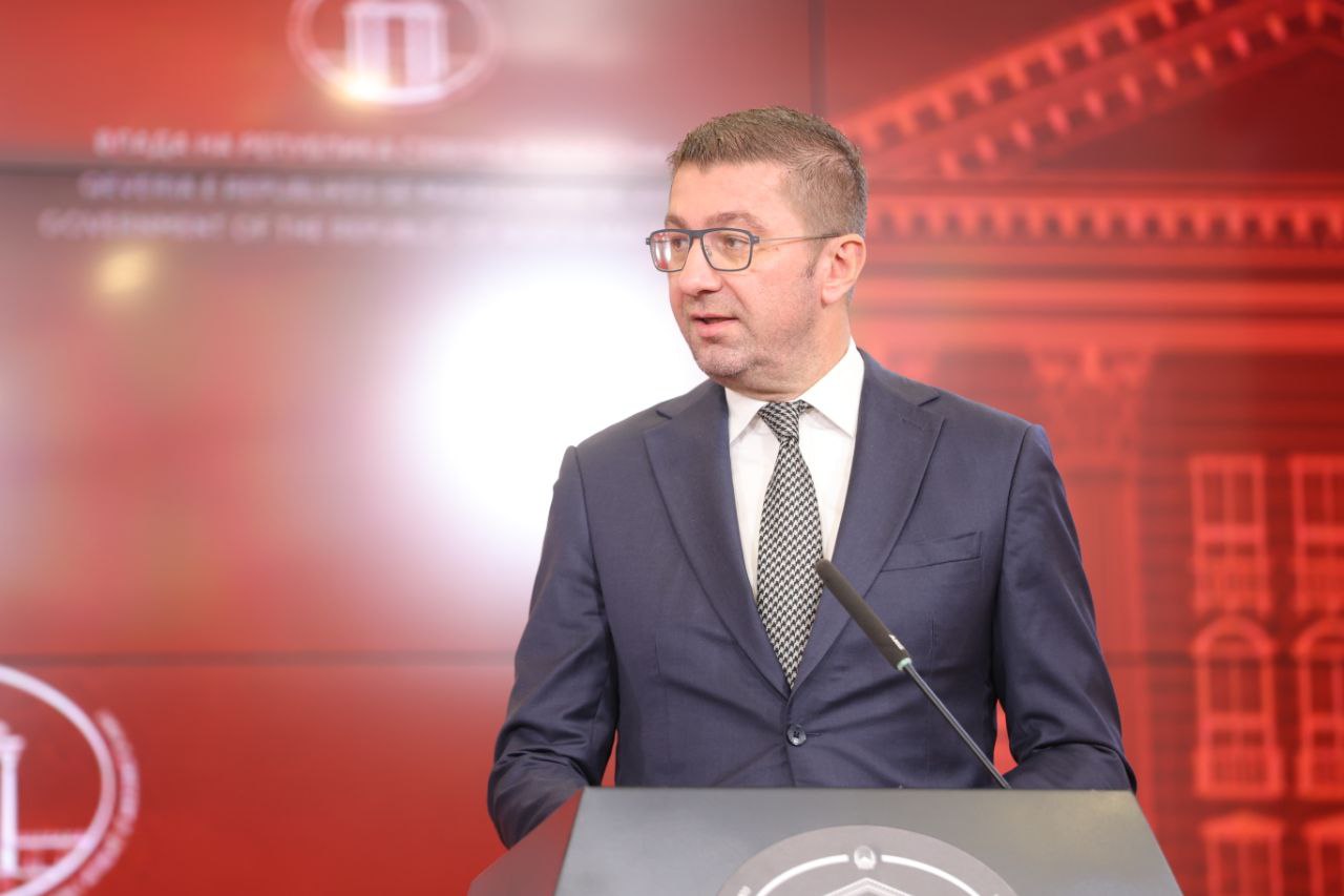 Мицкоски по повод Светскиот ден на детето: Нашата цел е да создадеме образовни програми што ќе ги инспирираат нашите деца да бидат лидери