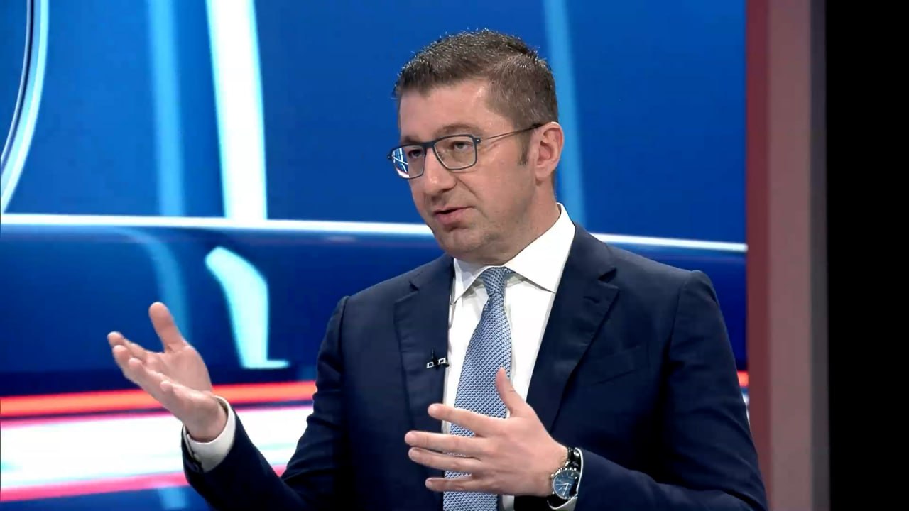 Мицкоски: Претходната влада го смени името за влез во НАТО и ЕУ, и прифаќаше договори со цел криминалот да им биде простен