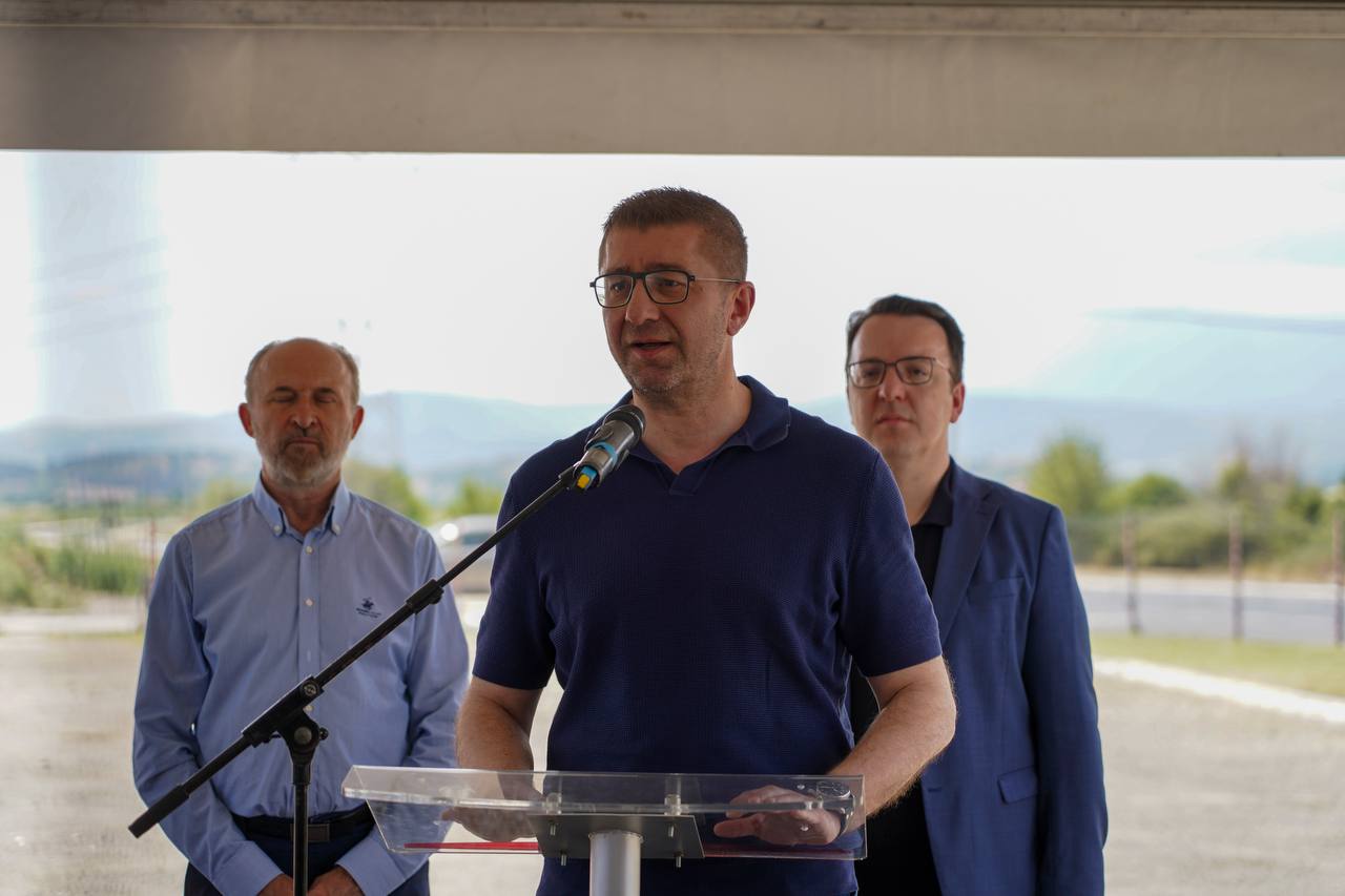 Мицкоски: Пуштен е во употреба реконструираниот пат Понов мост – Богданци