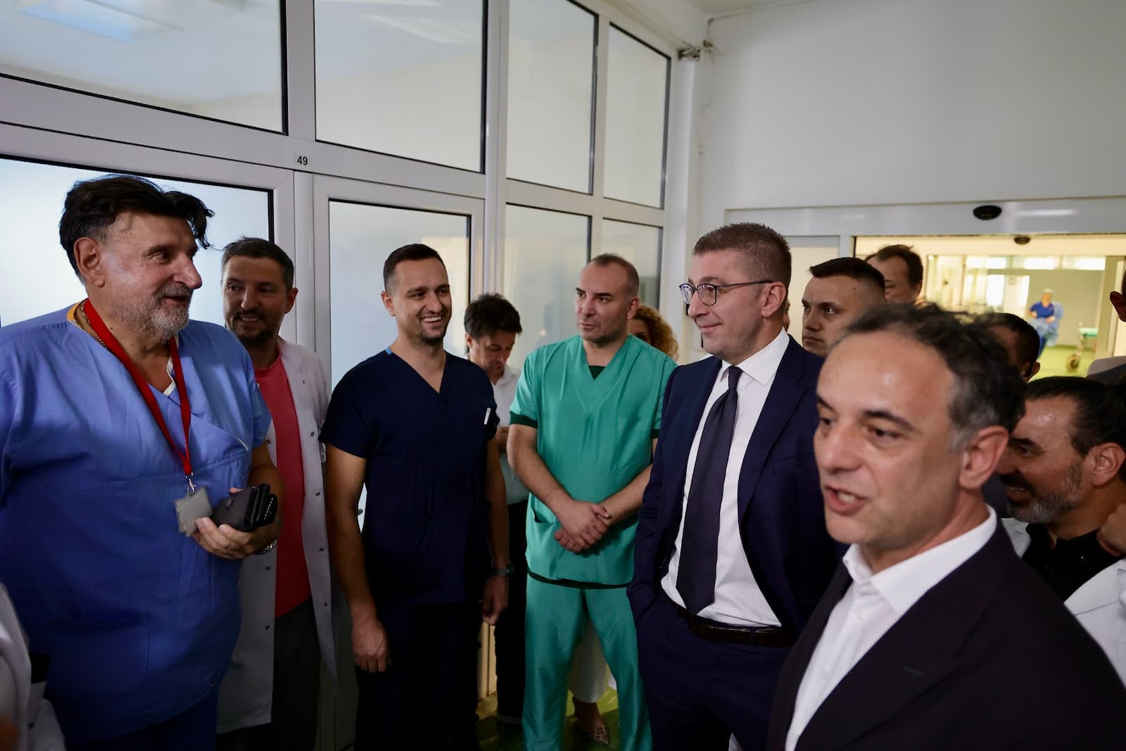 Мицкоски: Реконструирана Клиниката за уво, нос и грло, европски услови со опрема која е реткост во регионот