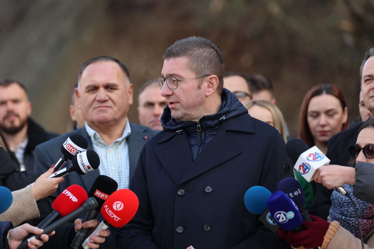 Мицкоски: Реконструкцијата на патот Катланово – Градманци поврзува две населени места во општина Петровец, продолжуваме да градиме