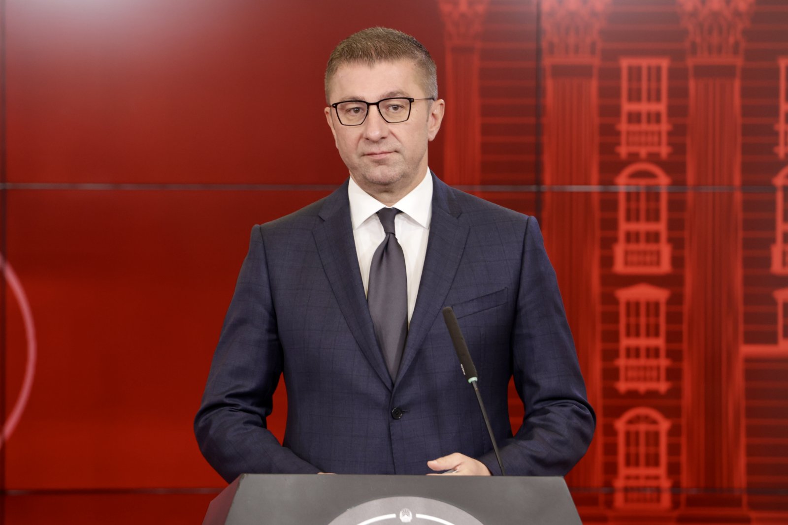 Мицкоски: Се усвои Предлог-законот за соодветна и правична застапеност – закон со кој се отвора ново поглавје на професионализам во јавниот сектор