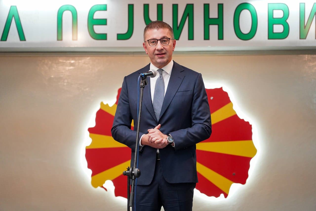 Мицкоски: Среќен почеток во новата учебна година, Владата продолжува да инвестира во квалитетно образование