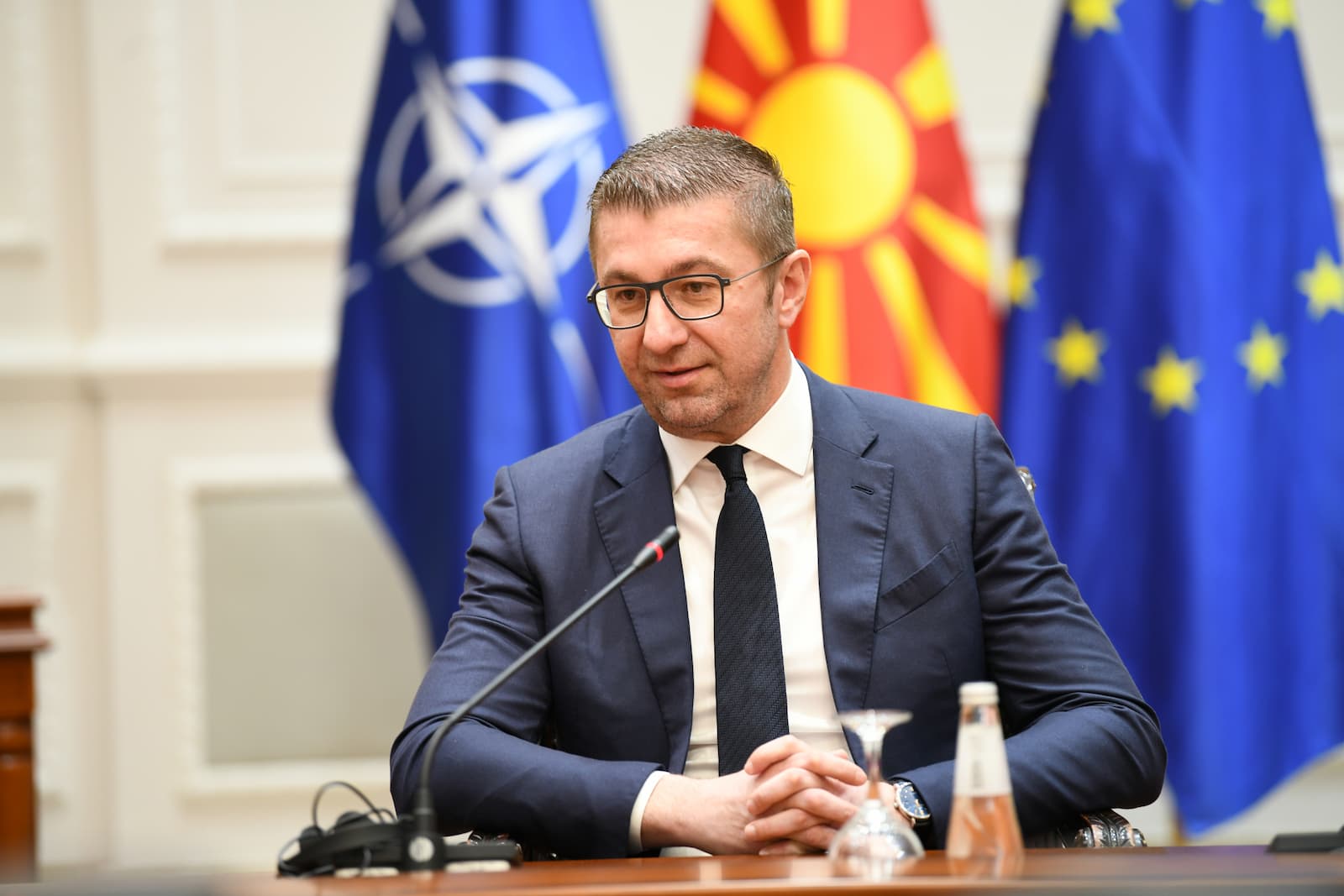 Мицкоски: Владата донесе одлука да додели премија на ракометарите во висина од 3 милиони денари