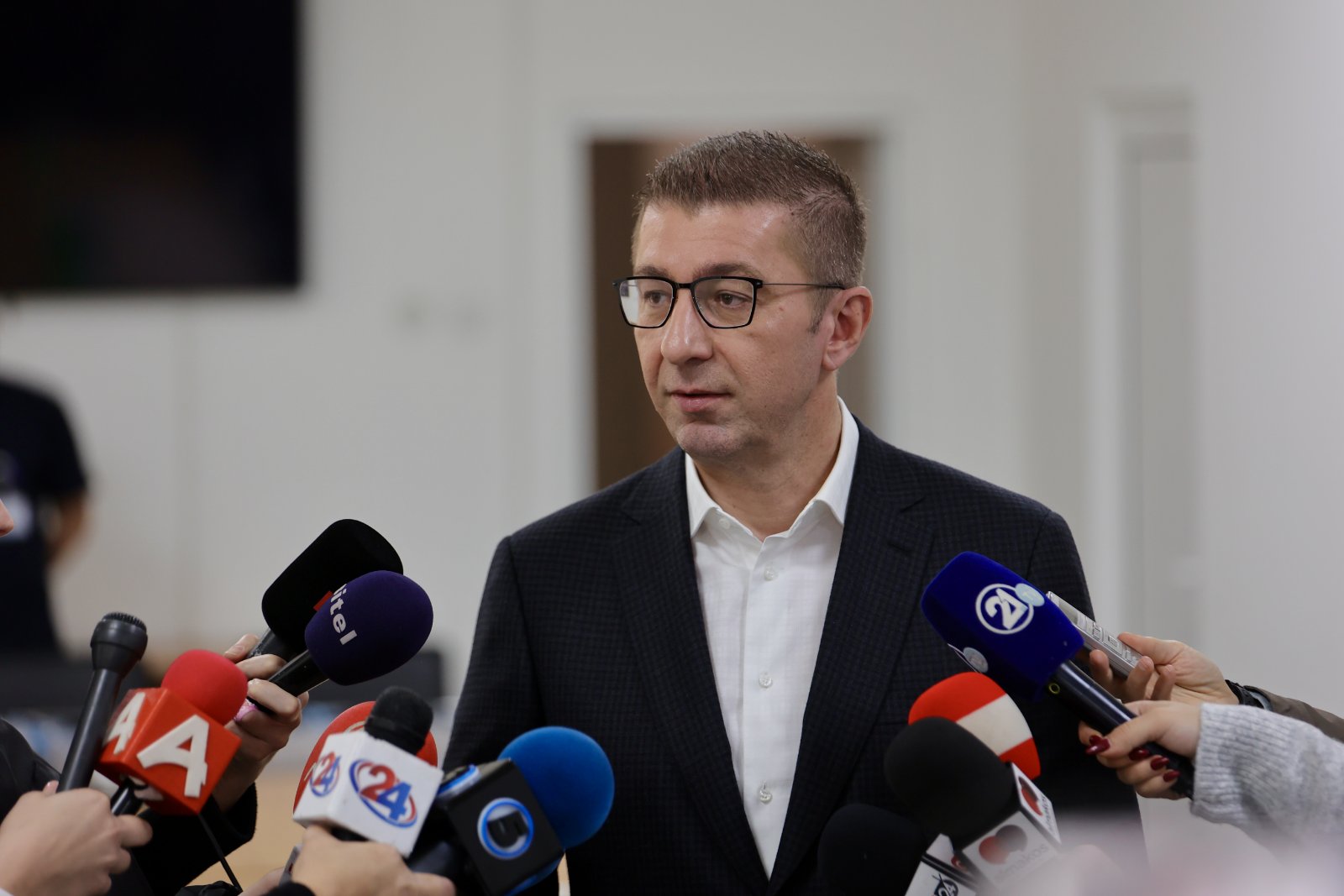 Мицкоски: Владата е одговорна за трошењето на народните пари, и затоа не гледам причина за зголемување на платите на судиите и обвинителите 