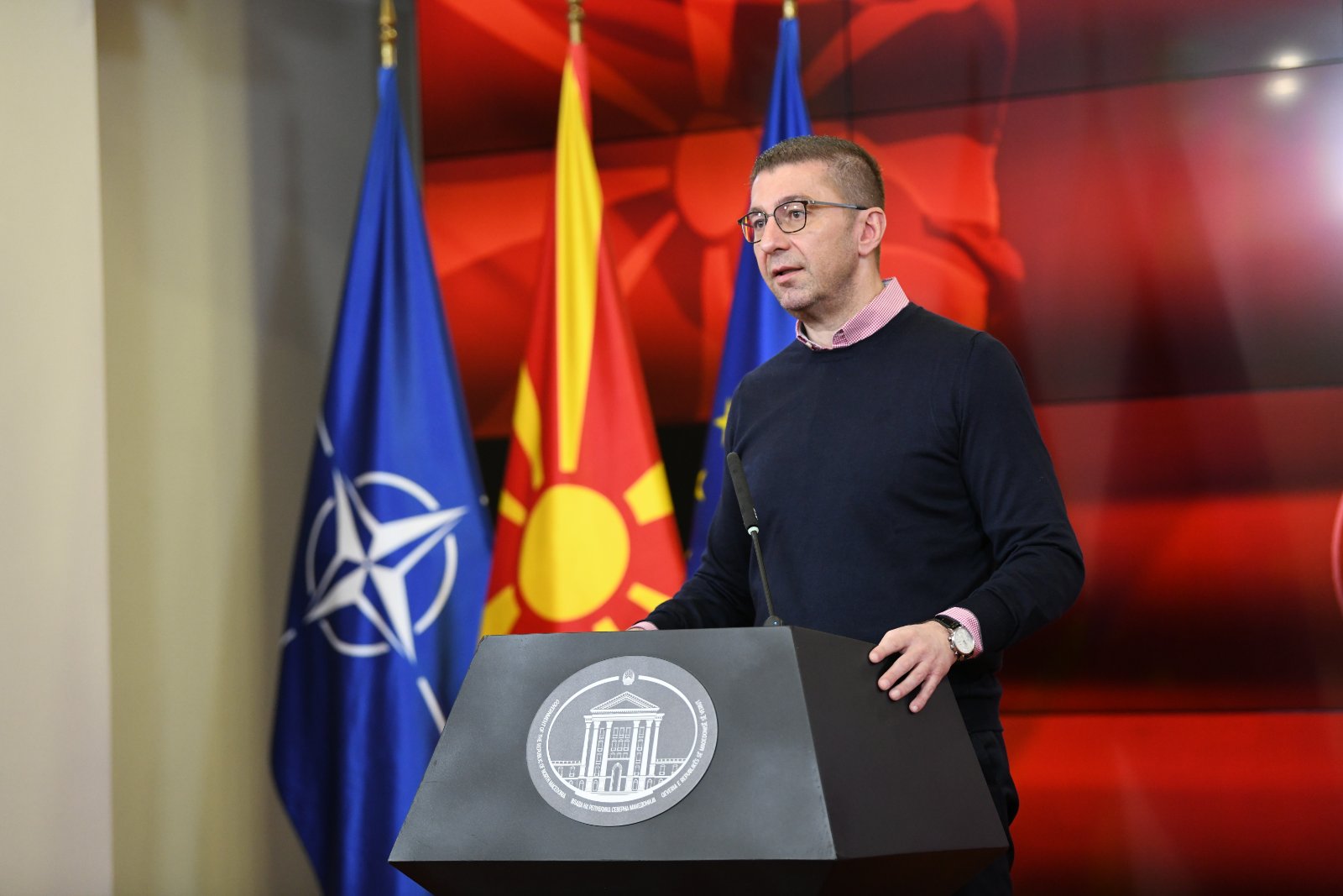 Мицкоски: Владата со нови вонредни мерки, се намалуваат акцизите на горивата, спречен нов раст