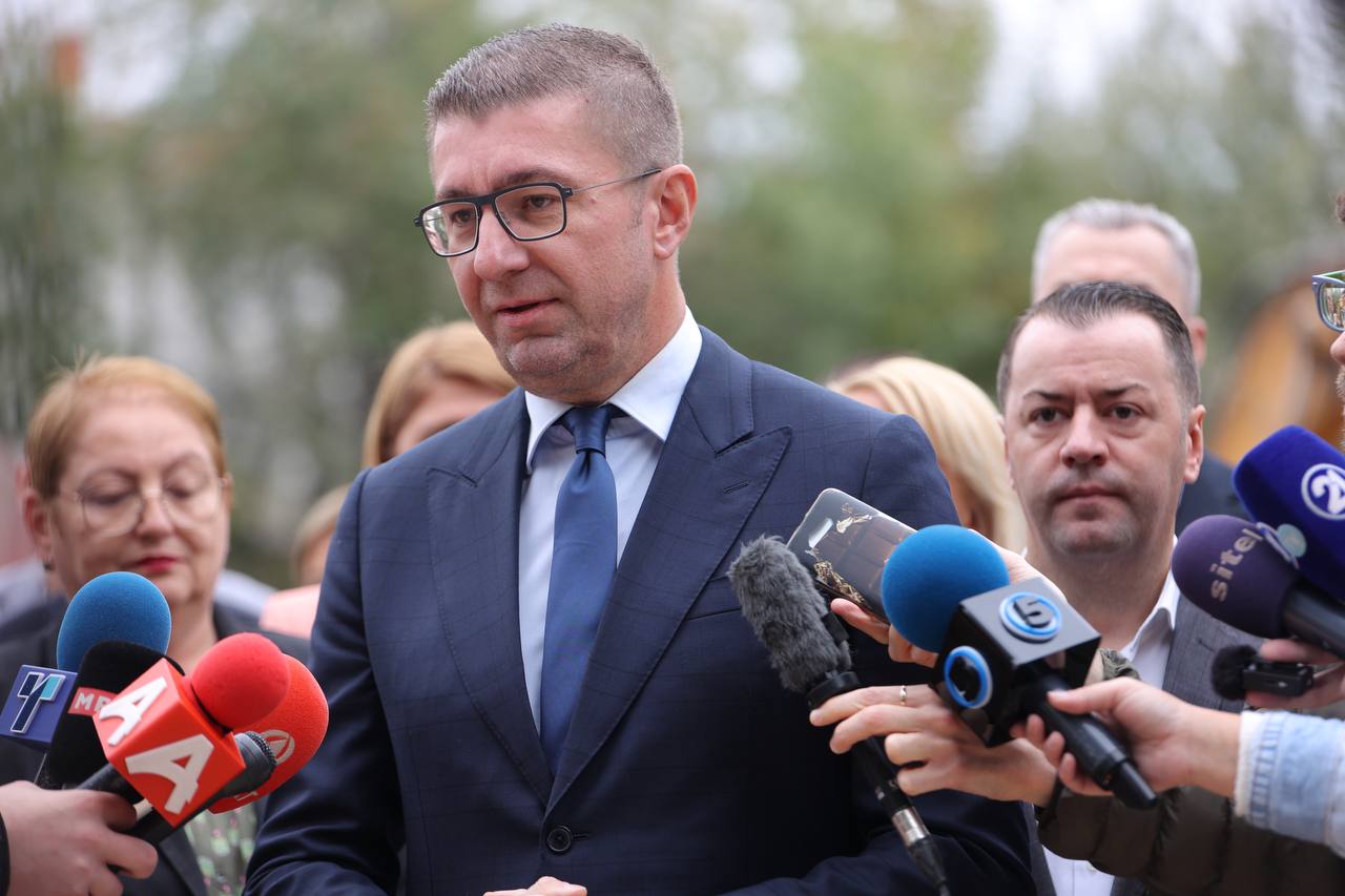 Мицкоски: Започна изградба на ново основно училиште за 700 ученици во Гази Баба, како Влада ќе поддржуваме ваков тип на капитални проекти