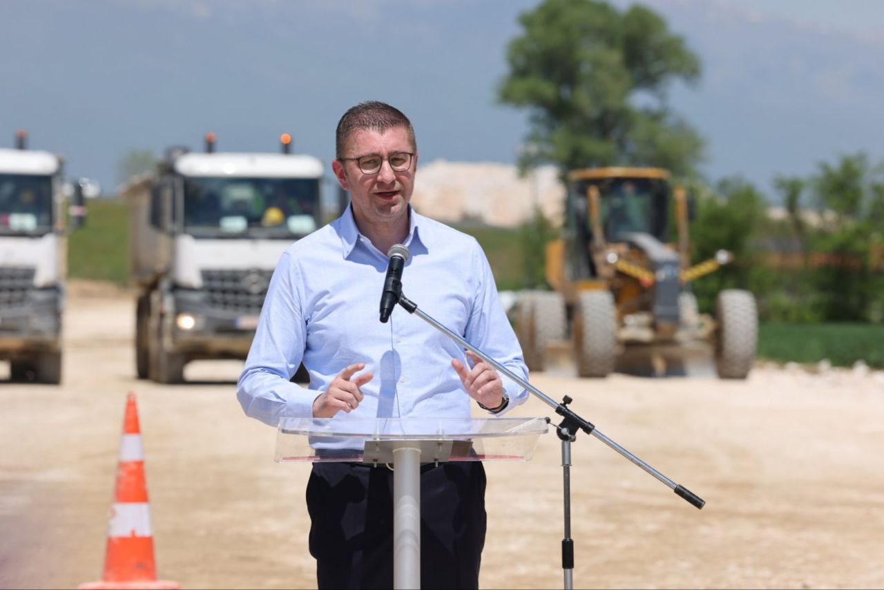 Мицкоски: Започна изградбата на автопатот Тетово-Гостивар