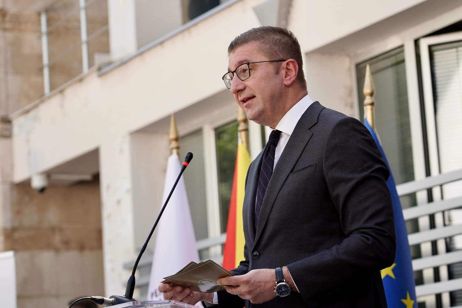 Мицкоски: Зголемена е наплатата на приходи од Царината, тоа е резултат на принципиелна работа и борба против криминалот