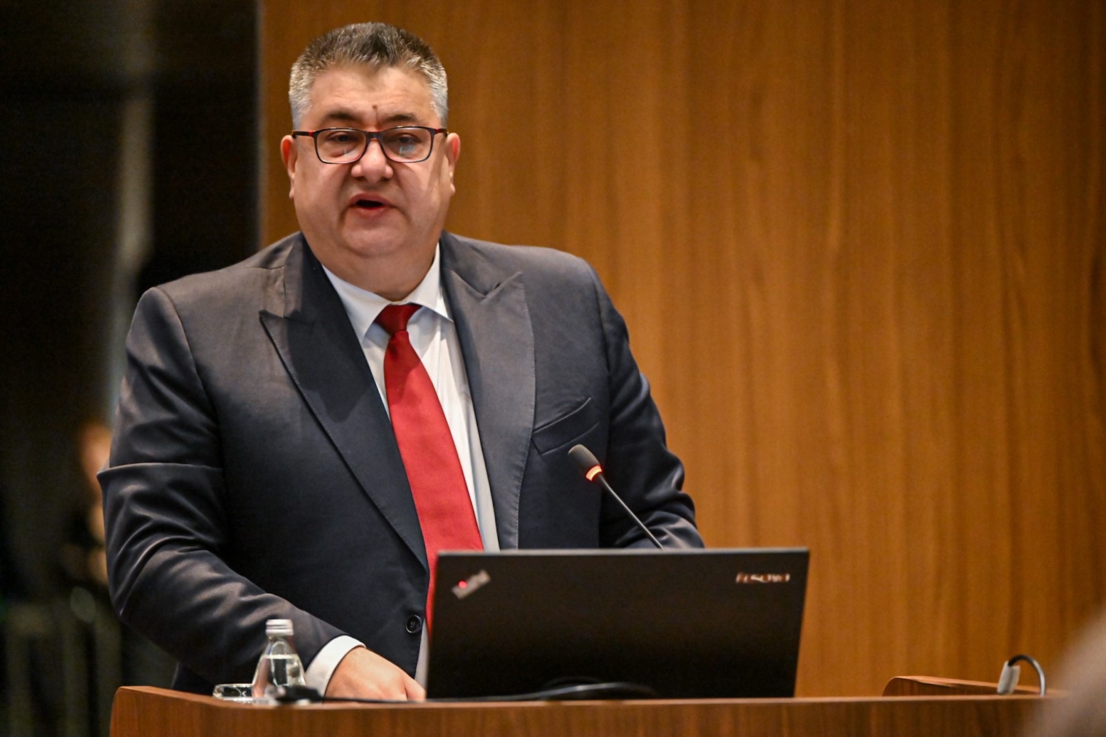 МИНЧЕВ: Јавната администрација мора да биде место каде луѓето растат, придонесуваат и се чувствуваат добро