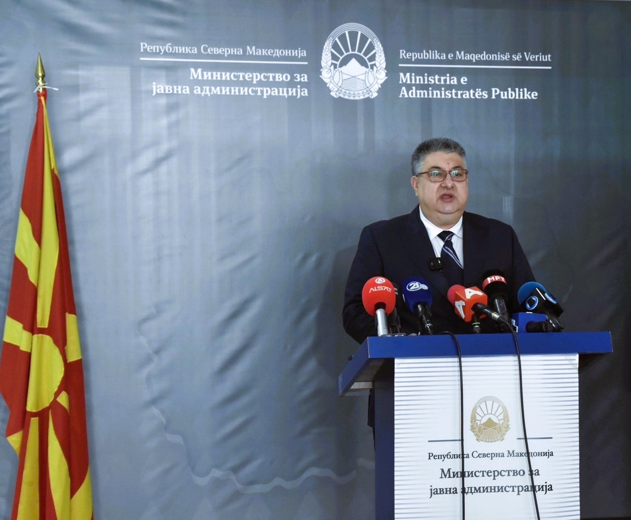 Минчев: Направивме историски исчекор во реформата на јавната администрација со усвојување на три клучни закони