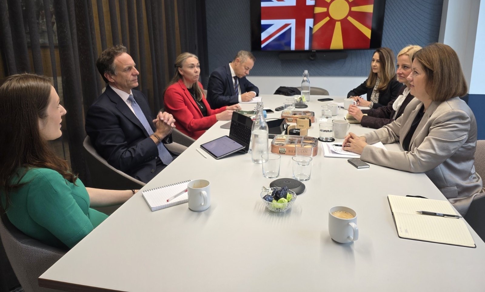 Ministrja Bozhinovska në takime me kompani udhëheqëse nga sektori i minierave dhe energjisë në Londër