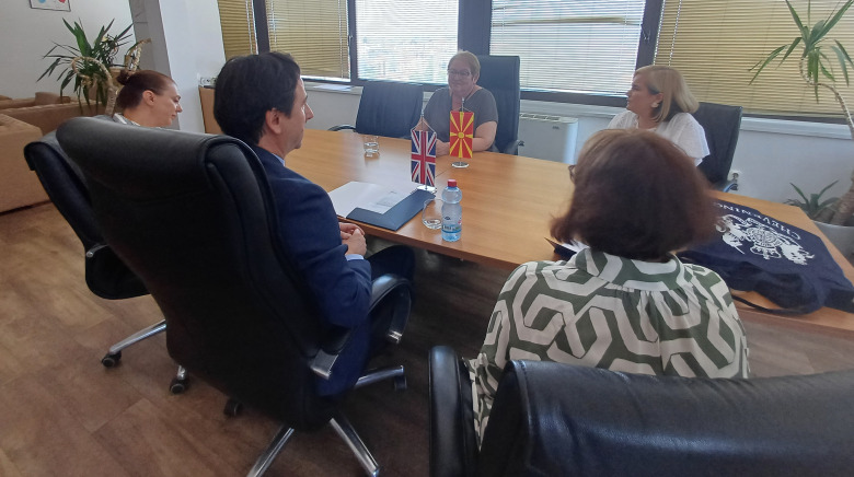 Министерката Јаневска се сретна со Метју Лосон, амбасадор на Обединетото Кралство