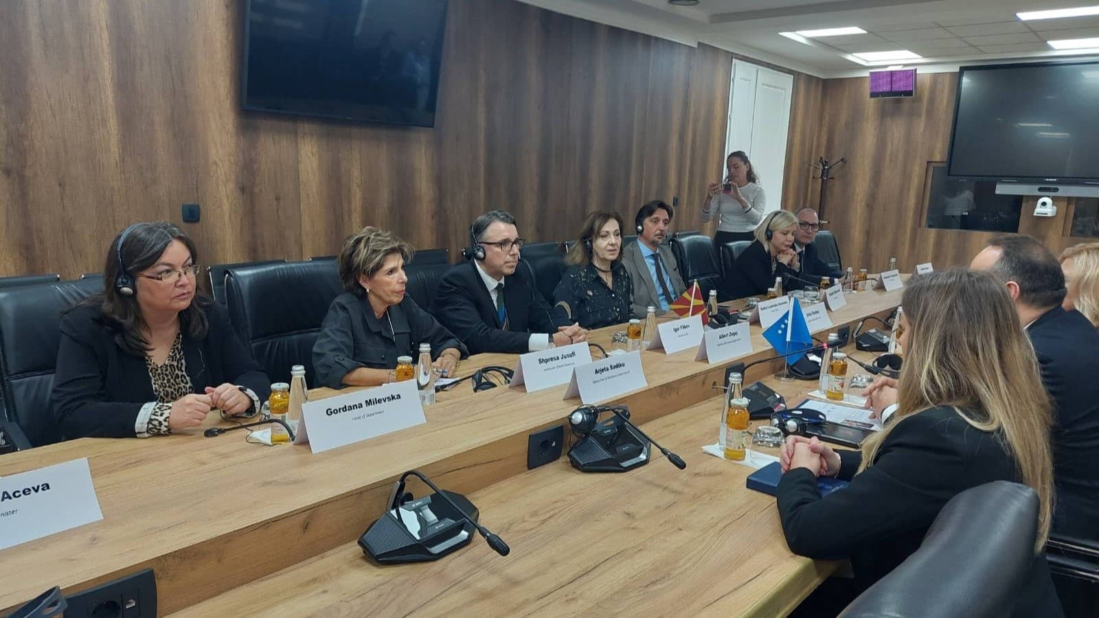 Министерот Филков оствари средба претседателот на Судскиот совет на Косово, Алберт Зогај