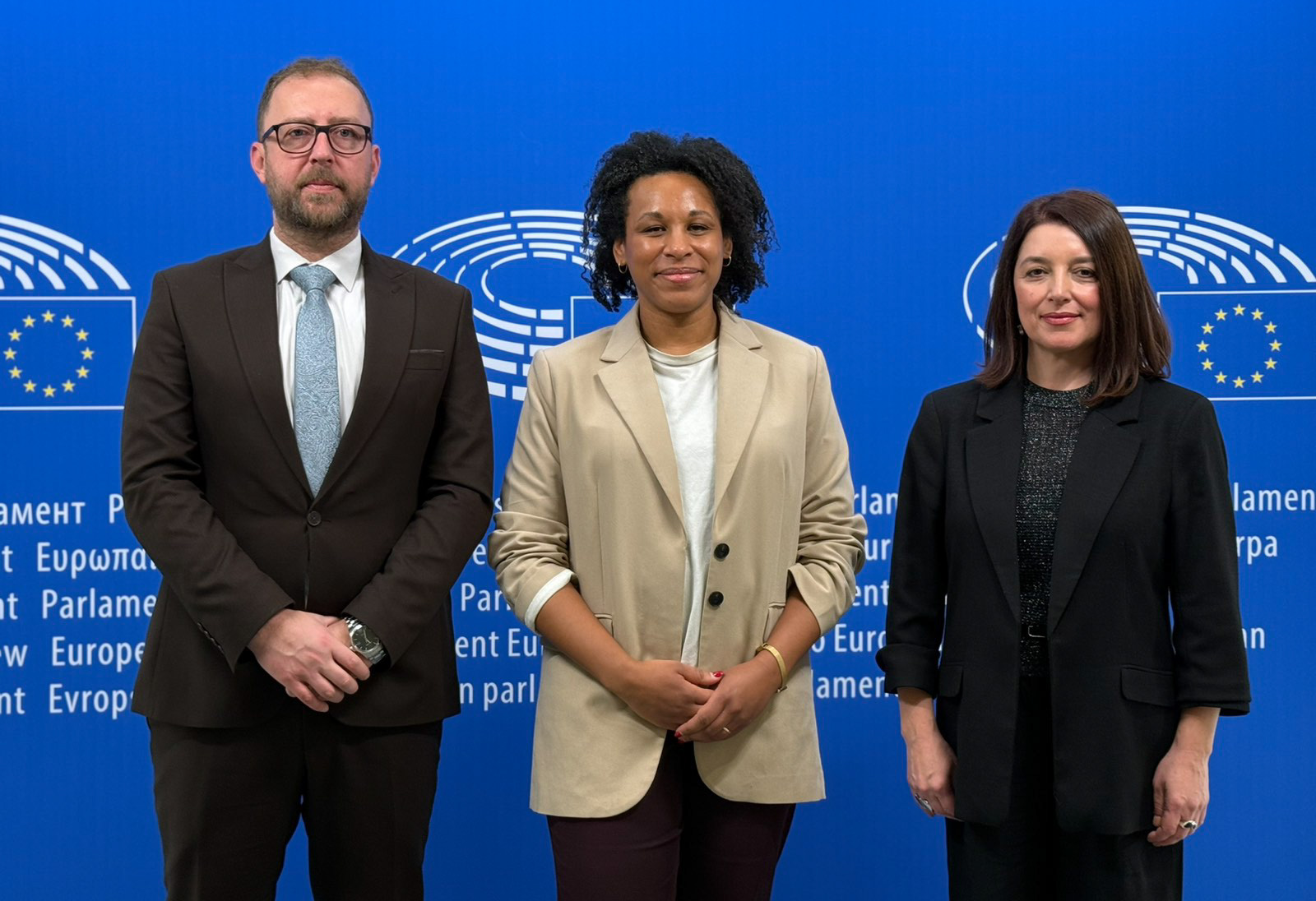 Министерот Љутков во Брисел на средба со Нела Рајхл: Фокус на младите, дигитализацијата и развојот на креативните индустрии  