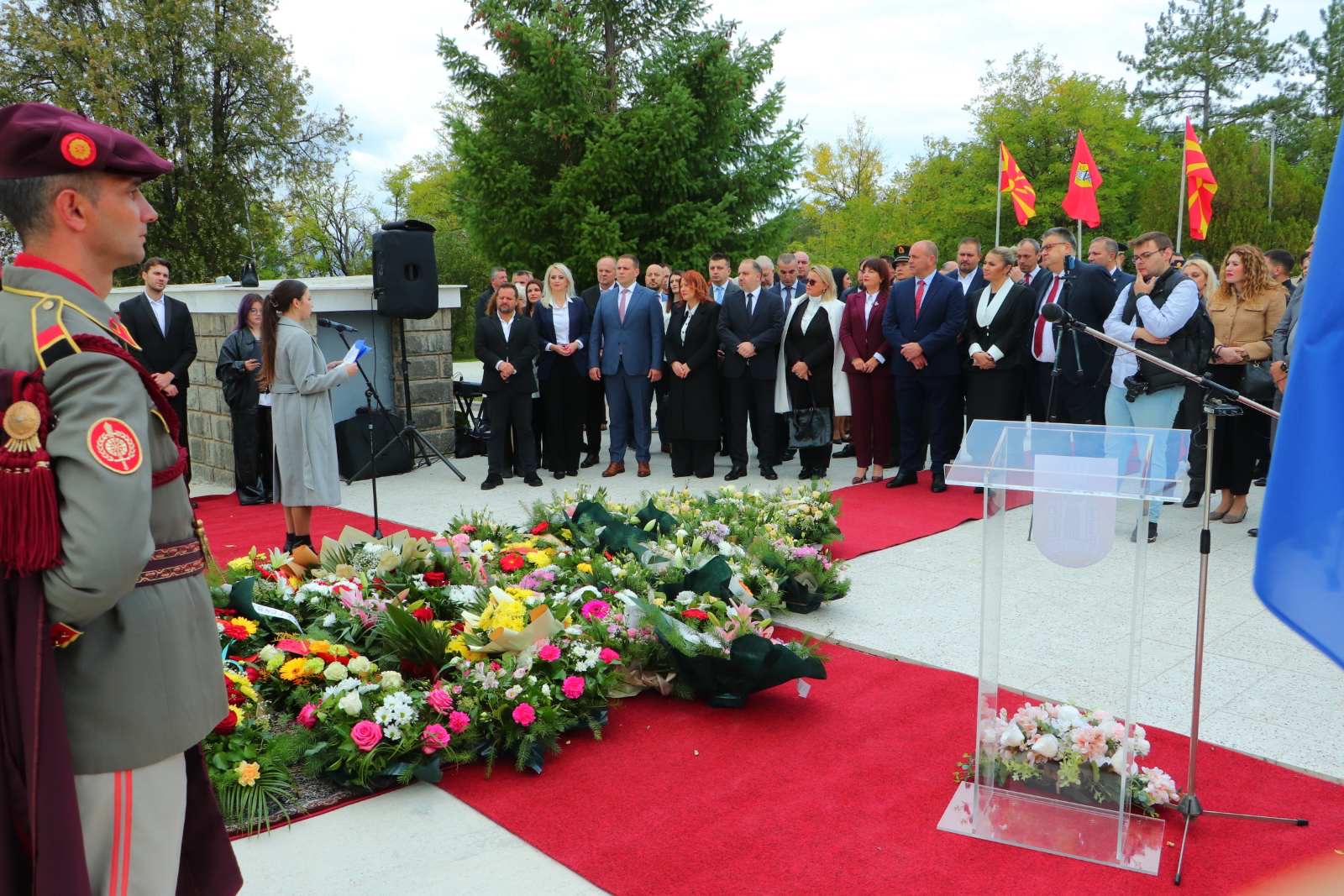 Министерот Минчев по повод 11 Октомври: Обврзани сме да ја чуваме слободата и да градиме праведни институции