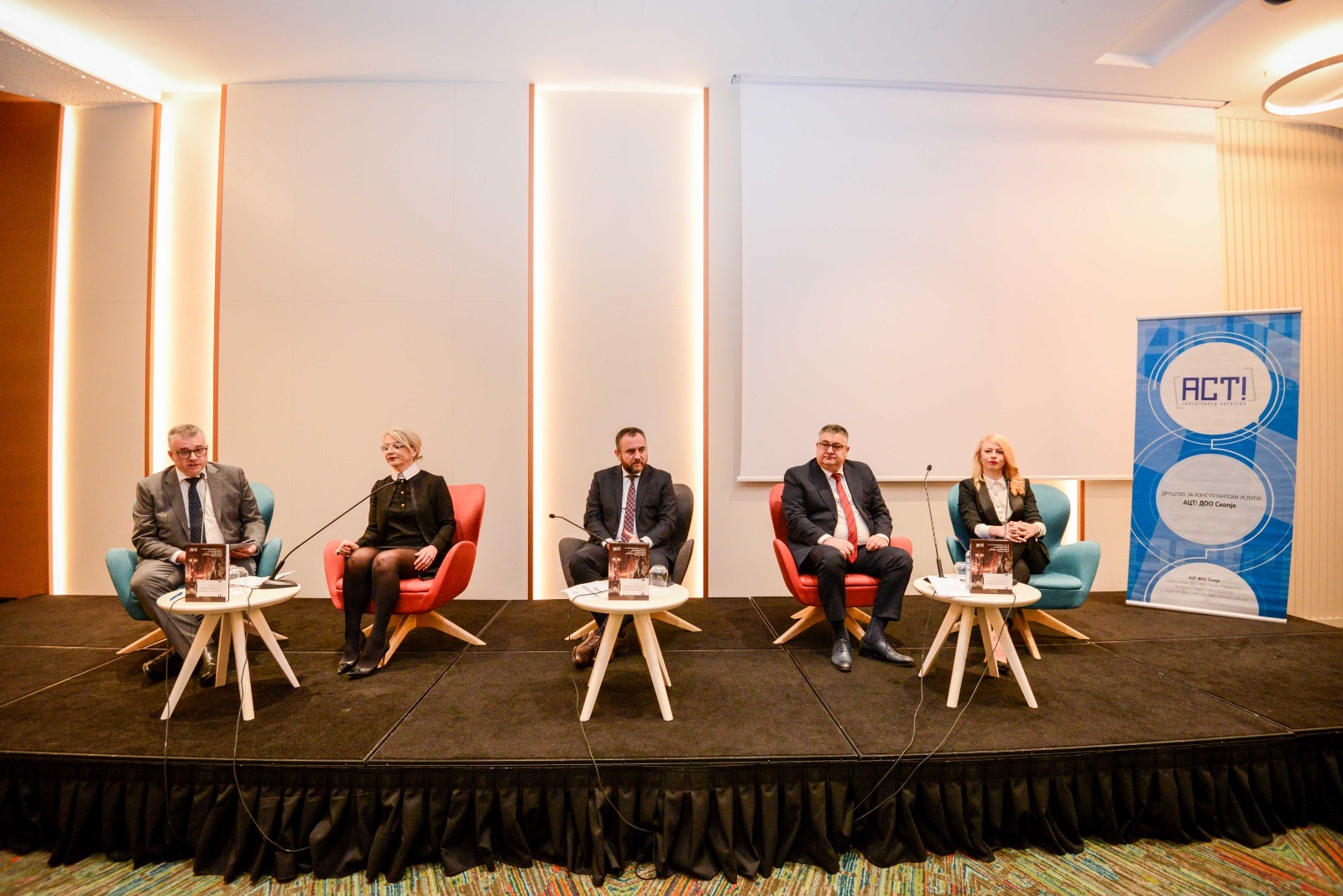 Министерот Минчев се обрати на промоцијата на Коментарот на ЗОУП