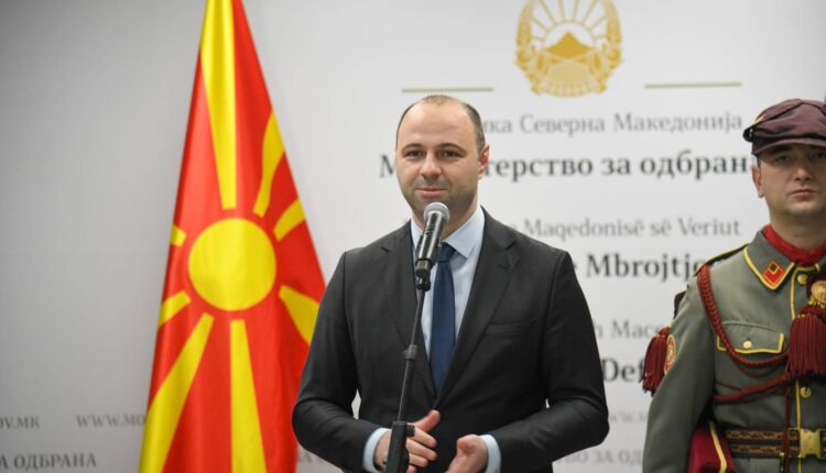 Министерот Мисајловски и генералот Лафчиски со вработените во МО и ГШ – покажуваме доверба, синергија заеднички да продолжиме успешно да работиме