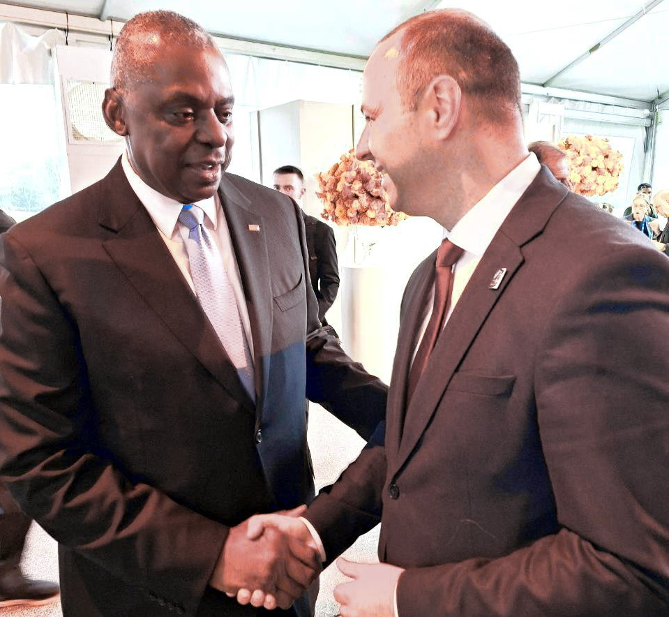 Министерот Мисајловски на свечена вечера за министрите за одбрана во организација на Секретарот за одбрана на САД Остин