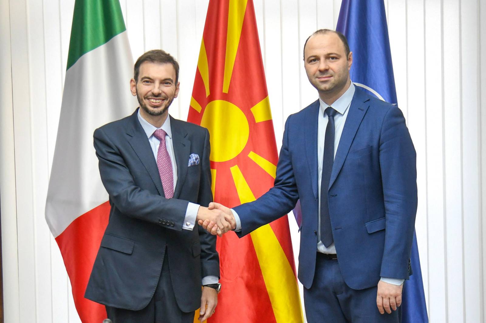 Министерот Мисајловски со новоназначениот амбасадор во земјава, Палминтери: силно посветени на македонско – италијанската соработка