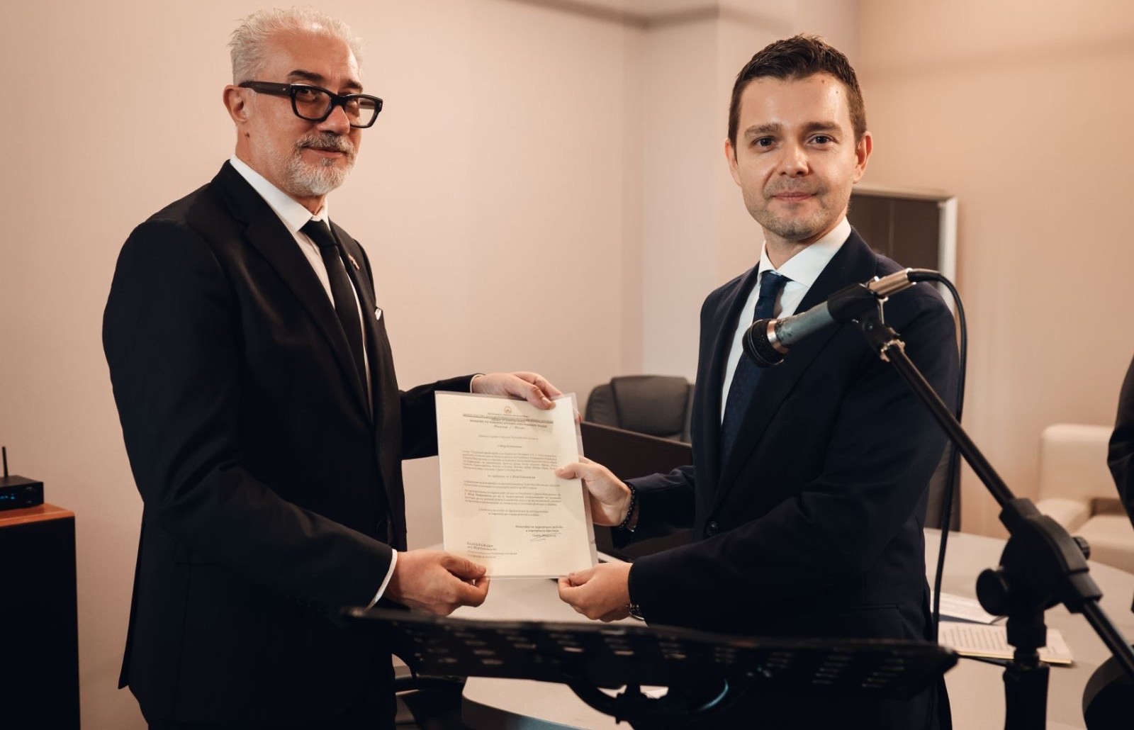 Министерот Муцунски на отворањето на Почесниот конзулат на Република Австрија во Битола