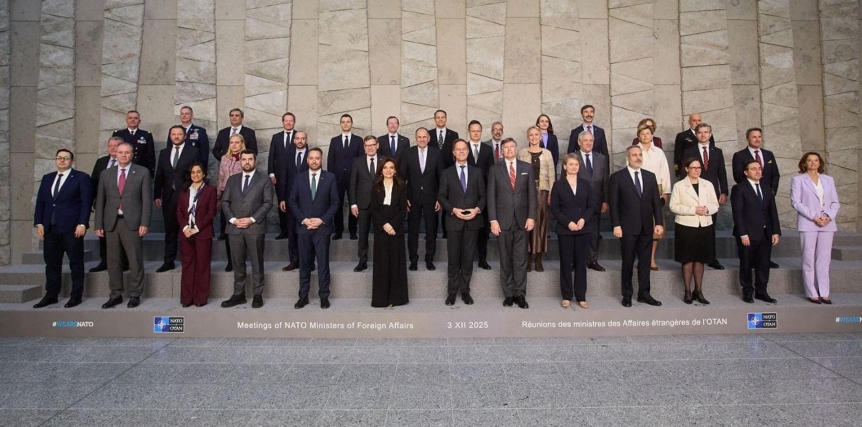 Министерот Муцунски учествуваше на министерскиот состанок на НАТО во Брисел