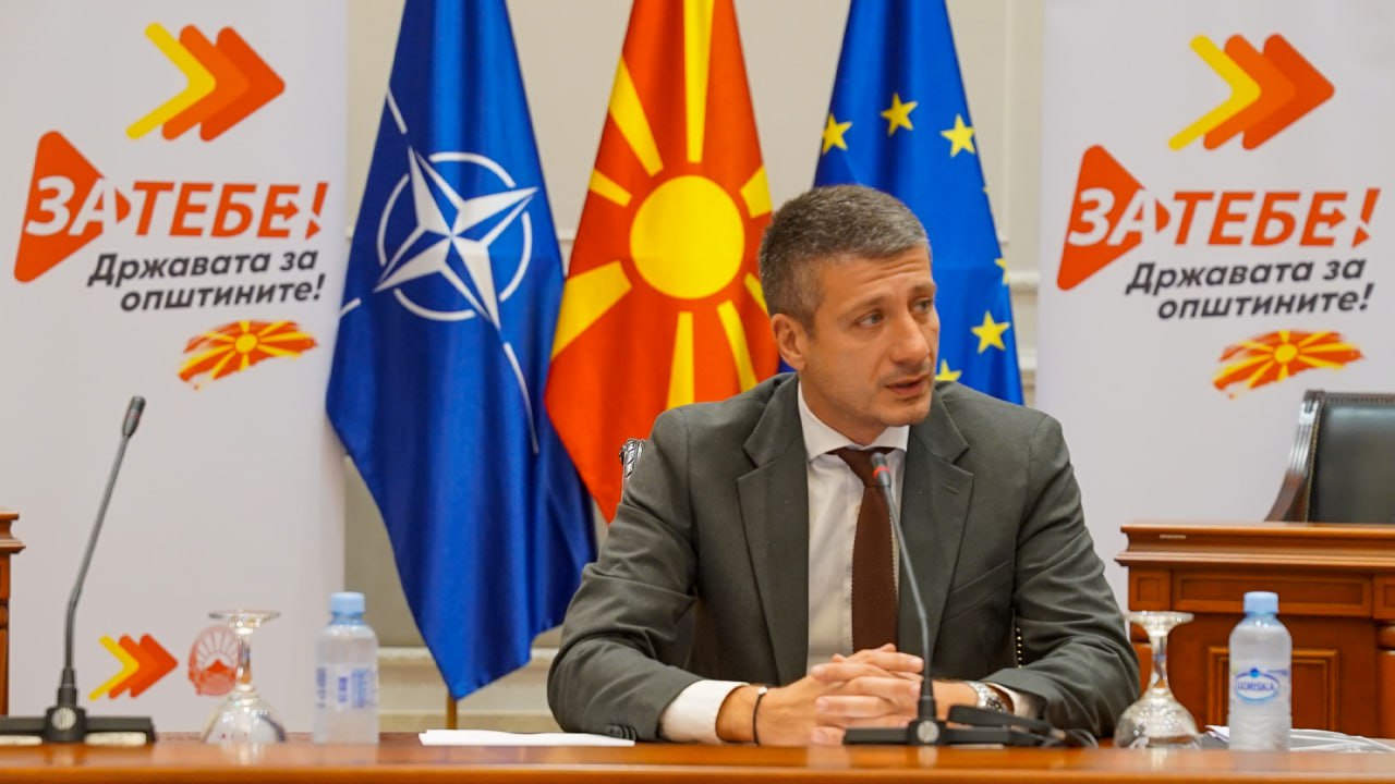 Министерот Перински со градоначалниците од Полошкиот плански регион: Многу приоритетни прашања во општините чекаат на финансиската поддршка од Владата, потребите на граѓаните се најважни