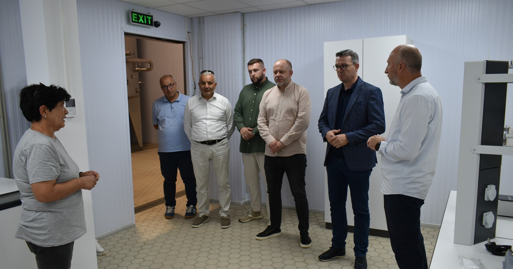 Министерот Трипуновски ја посети фабриката ЗОРЛУ ГЛОБАЛ во Демир Хисар