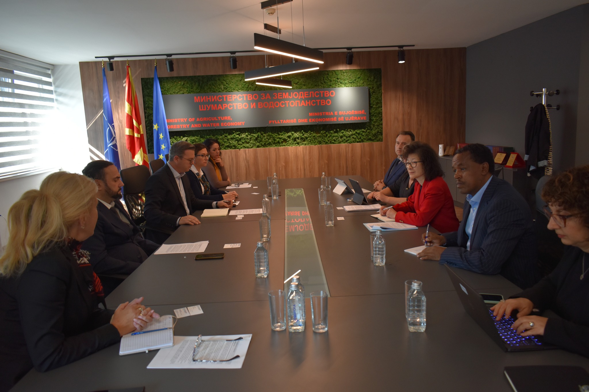 Министерот Трипуновски оствари средба со високи претставници од Светска Банка