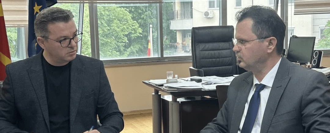 Министерот Трипуновски потпиша договори за финансиска поддршка со директорот на УХМР во износ од 17.500.000 денари